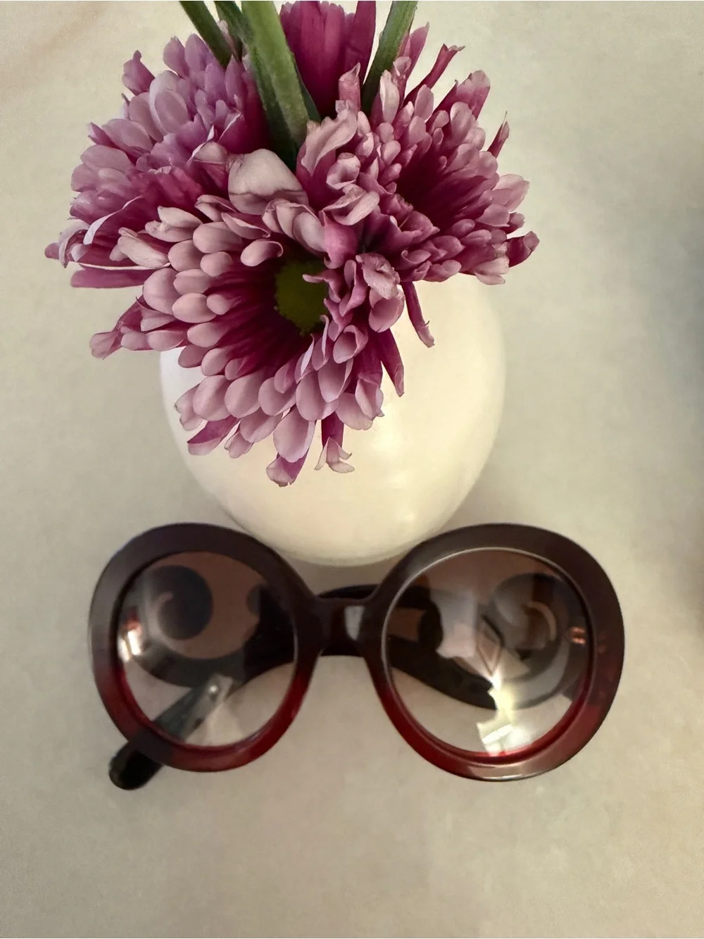 Prada oversized round